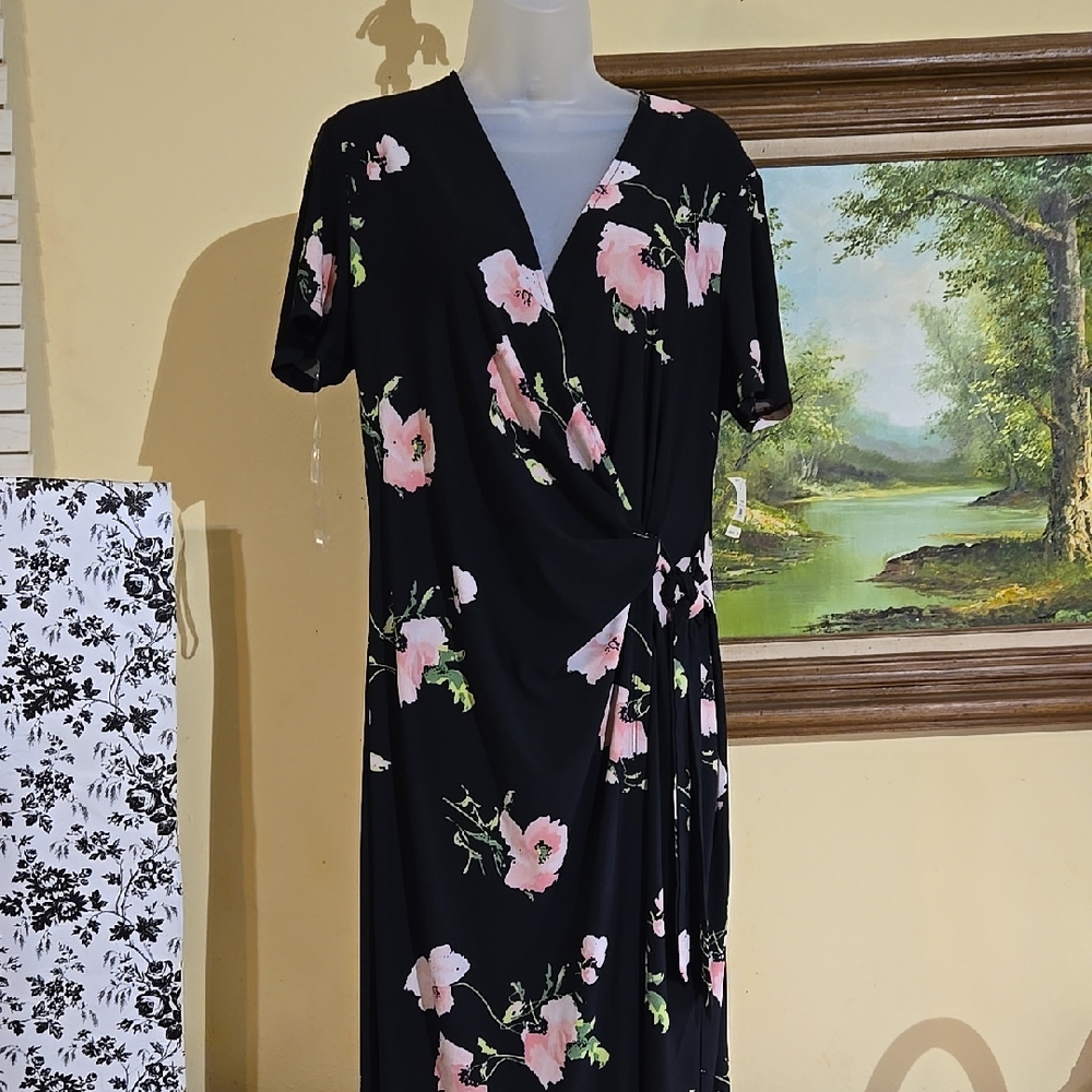 Floral Black Dress D22
